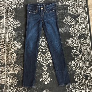American Eagle • Skinny Jeans